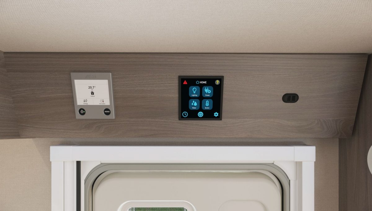 2026_Conqueror_480_Control Panel-1920x1920