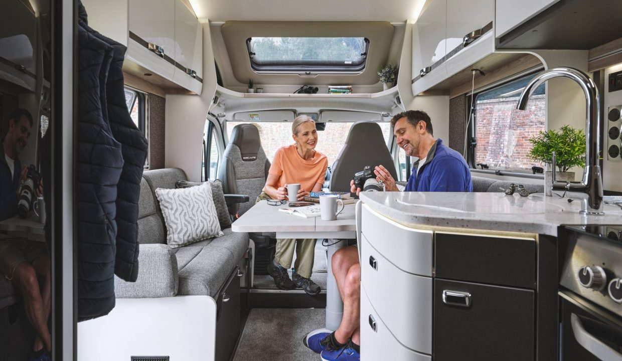 Swift Escape Swift Colourtone 6000px 2-1920x1920