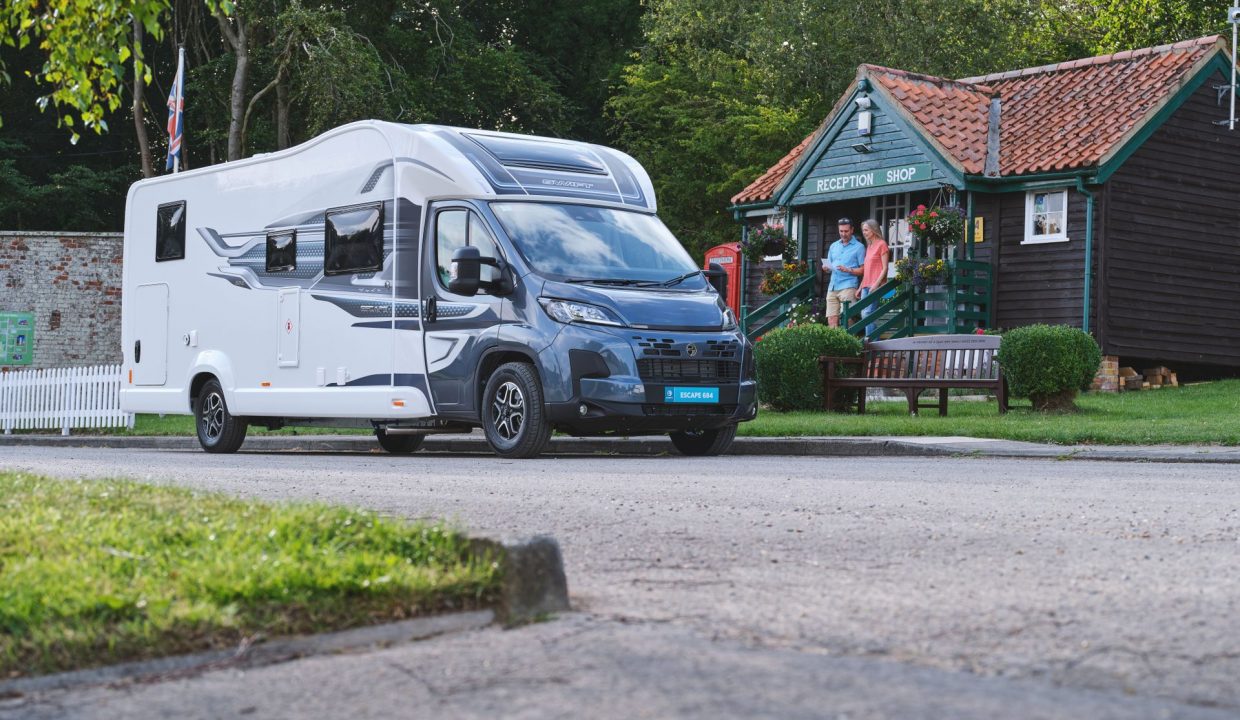 Swift Escape Swift Colourtone 6000px 26-1920x1920