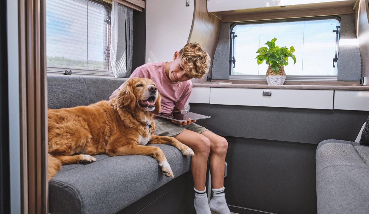 Swift Voyager Interior Lifestyle 13-1920x1920